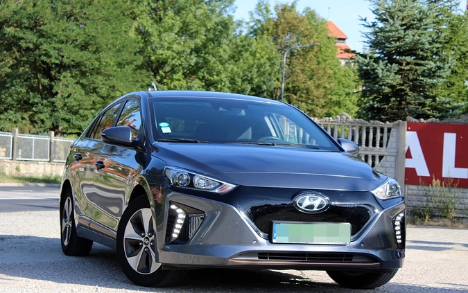 Hyundai IONIQ cena 93900 przebieg: 45000, rok produkcji 2019 z Jedlicze małe 211